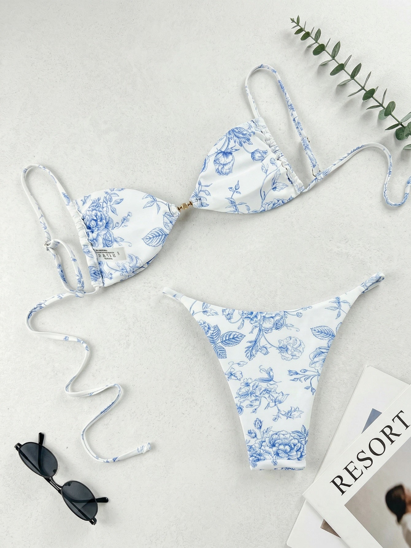 2pcs Ditsy Floral Twist Front Side Pearl Button Thong Bikini Set|Beacheers