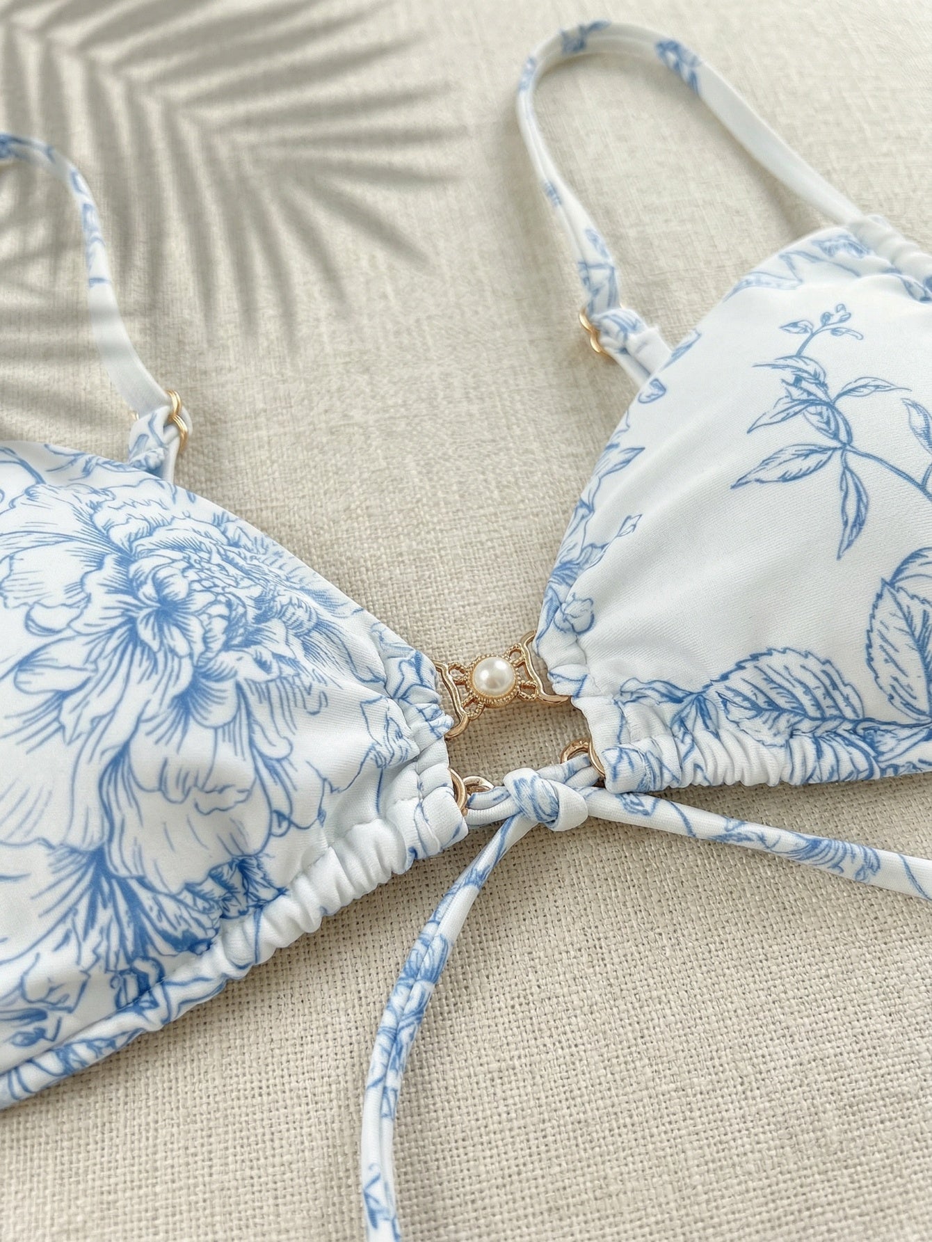 2pcs Ditsy Floral Twist Front Side Pearl Button Thong Bikini Set|Beacheers