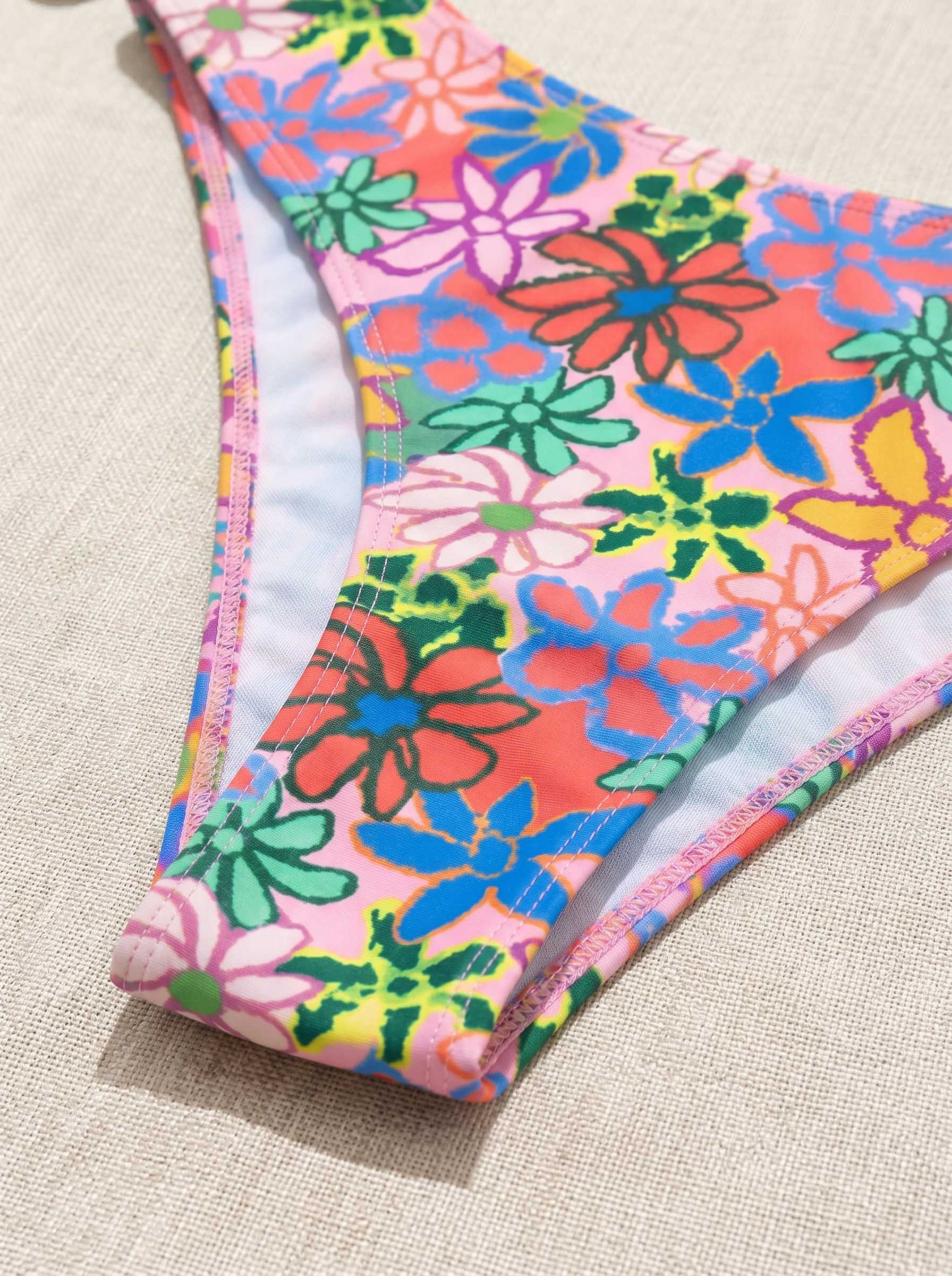 floral-print-halter-neck-tie-up-two-pieces-bikini-set– Beacheers