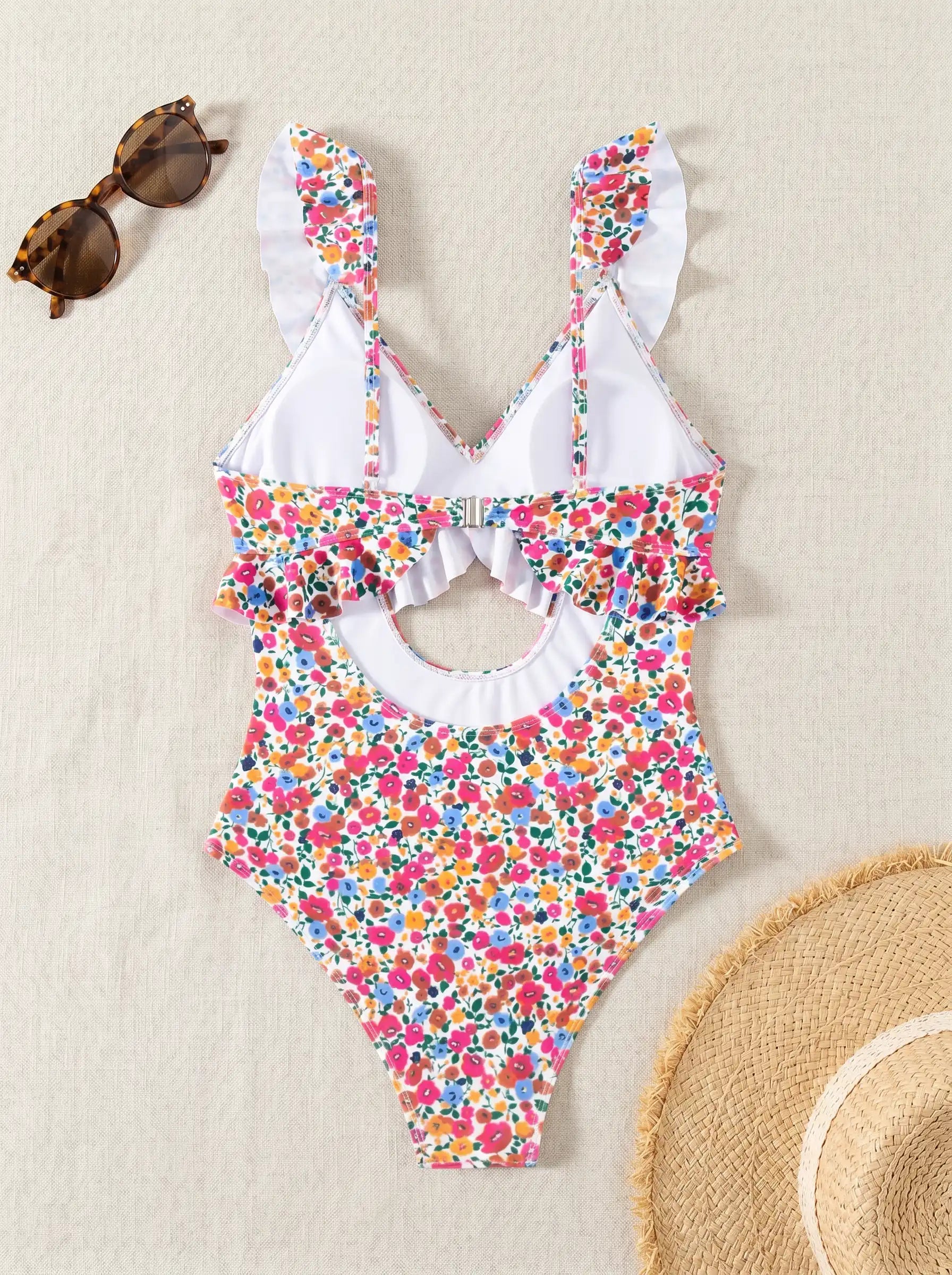spaghetti-strap-v-neck-cute-vacation-style-one-piece-bikini-swimsuit– Beacheers