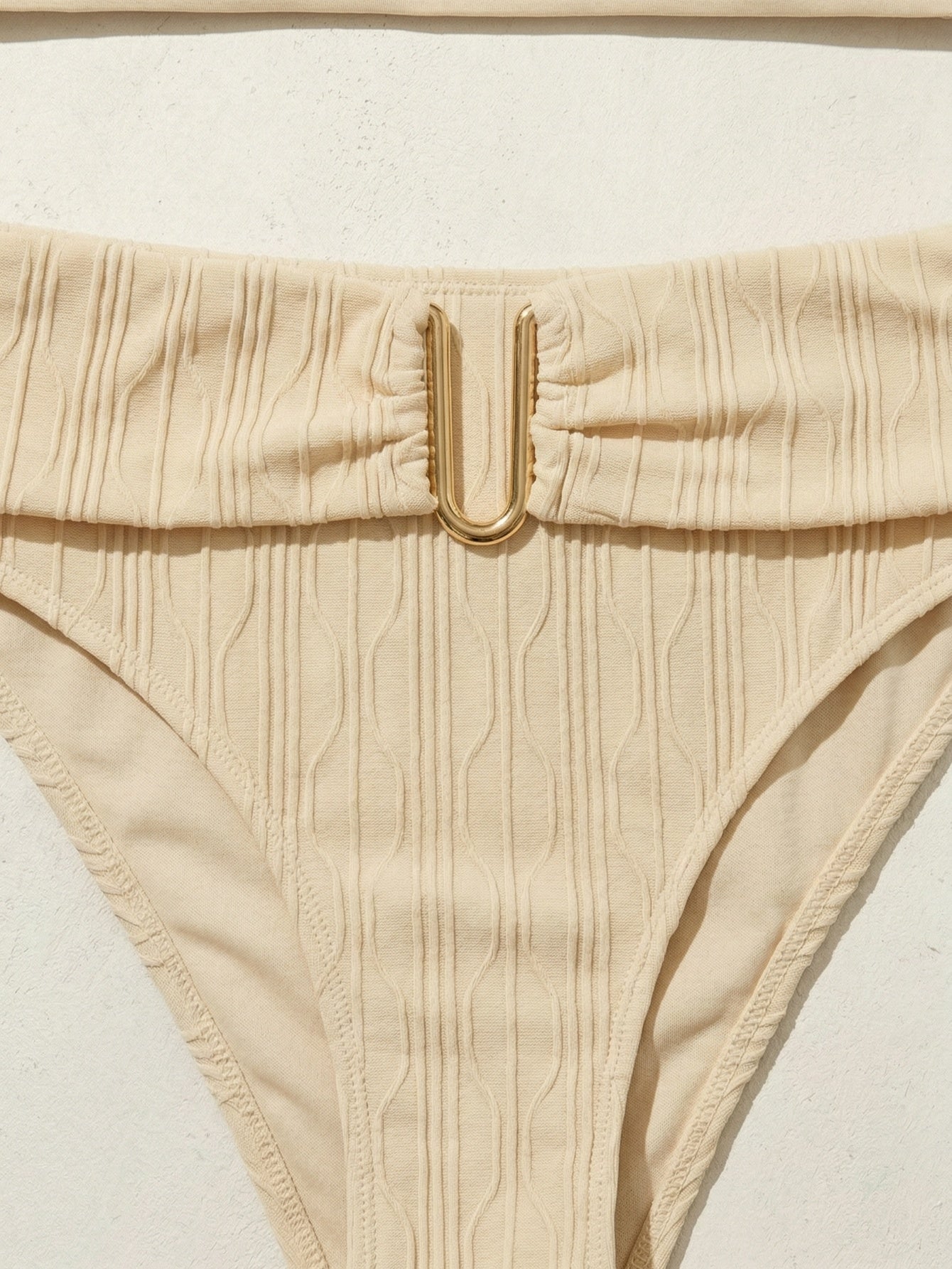 U-Shape Decor High Waisted Two-Piece Bikini Set | Beacheers